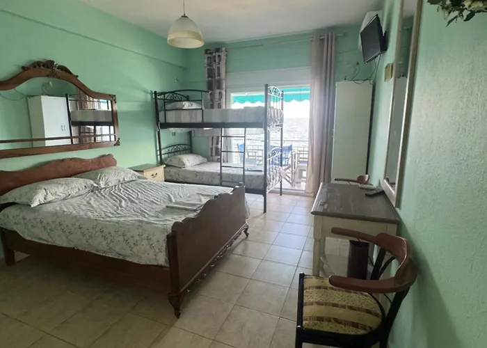 Maria 内亚卡瓦里